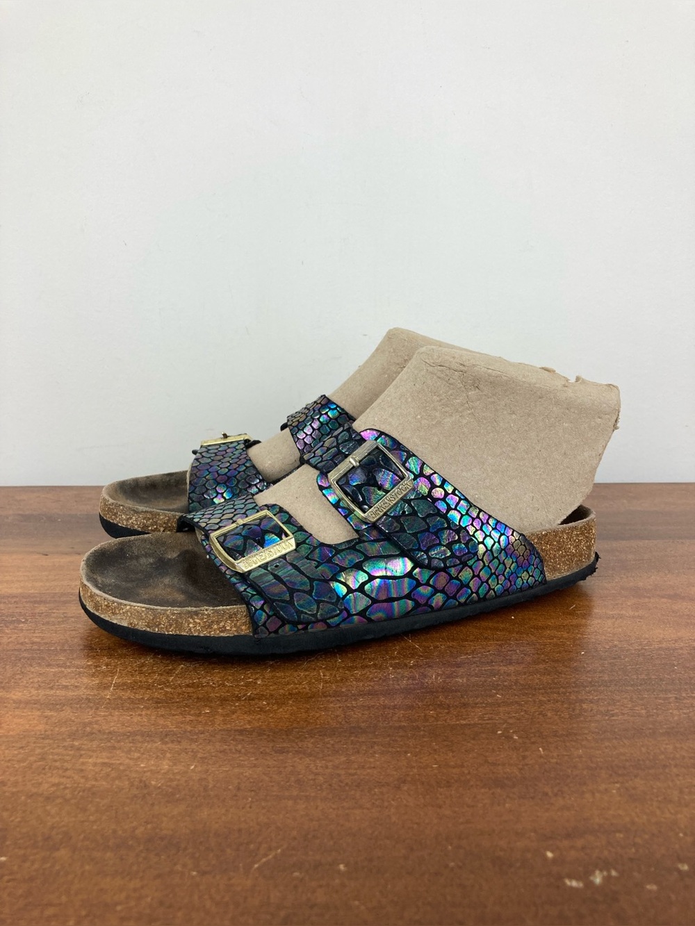 Birkenstock Arizona Metallic Black Iridescent Snake Print Sandals Size 37 L6M4.